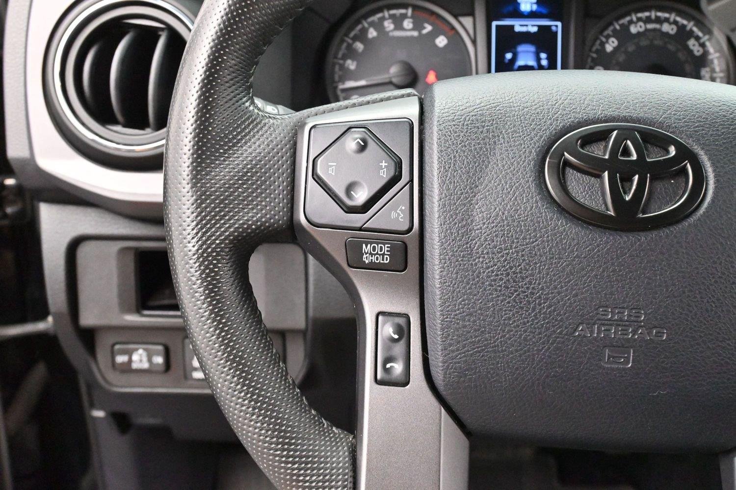 Used 2019 Midnight Black Metallic Toyota SR5 image 16