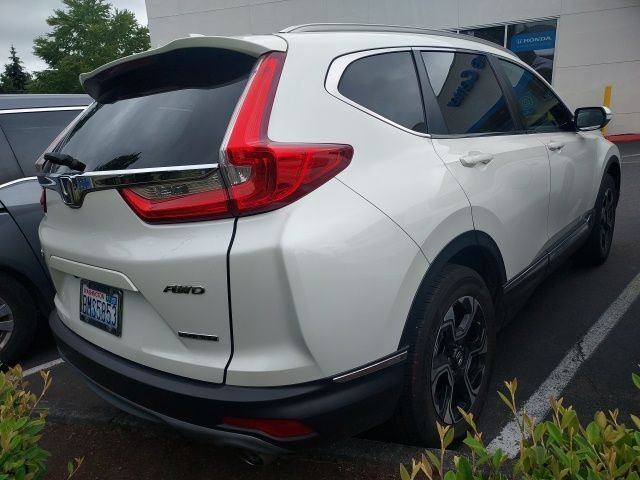 Used 2018 White Diamond Pearl Honda Touring image 3