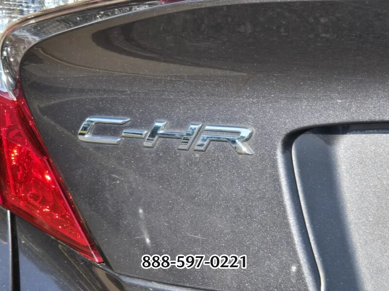 Used 2019 Magnetic Gray Metallic TOYOTA LIMITED image 4