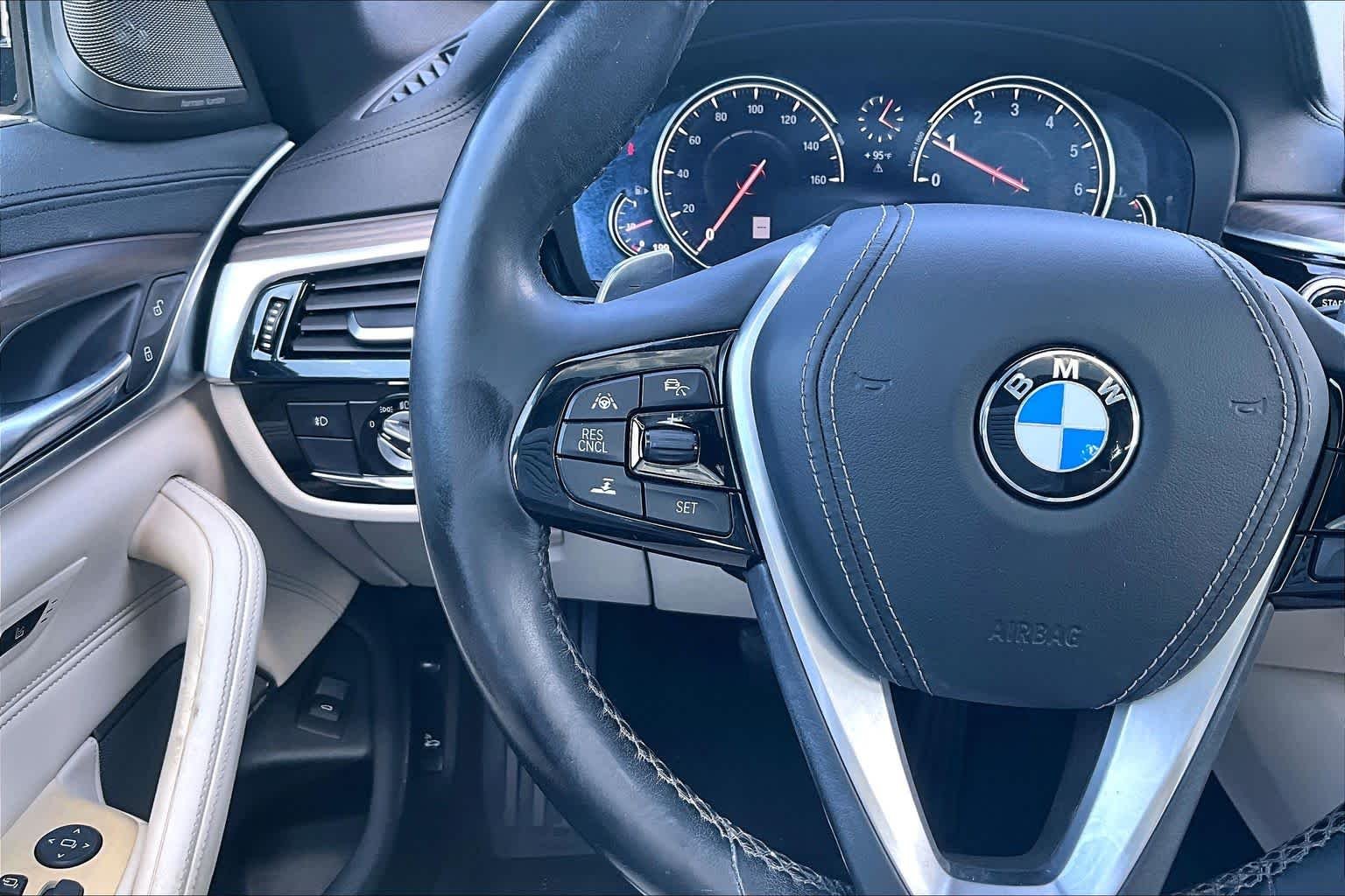 Used 2018 Mediterranean Blue Metallic BMW 530i image 25