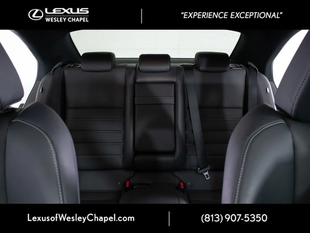 Used 2018 White Lexus 350 image 25