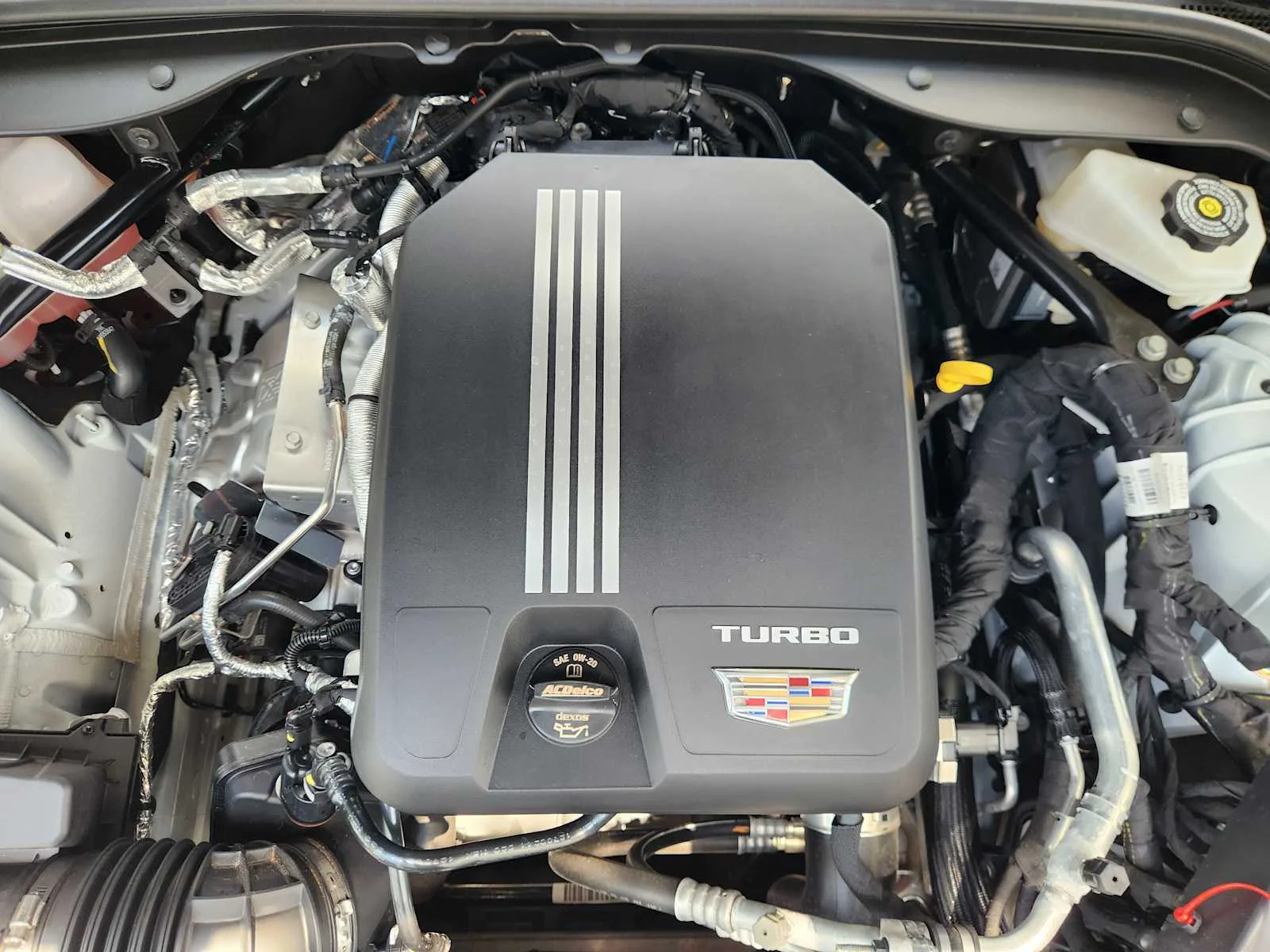 New 2026 Summit White Cadillac Sport image 20