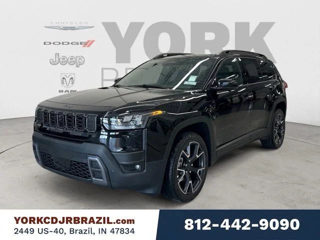 New 2026 Diamond Black Crystal Pearl-Coat Exterior Paint Jeep Overland image 1