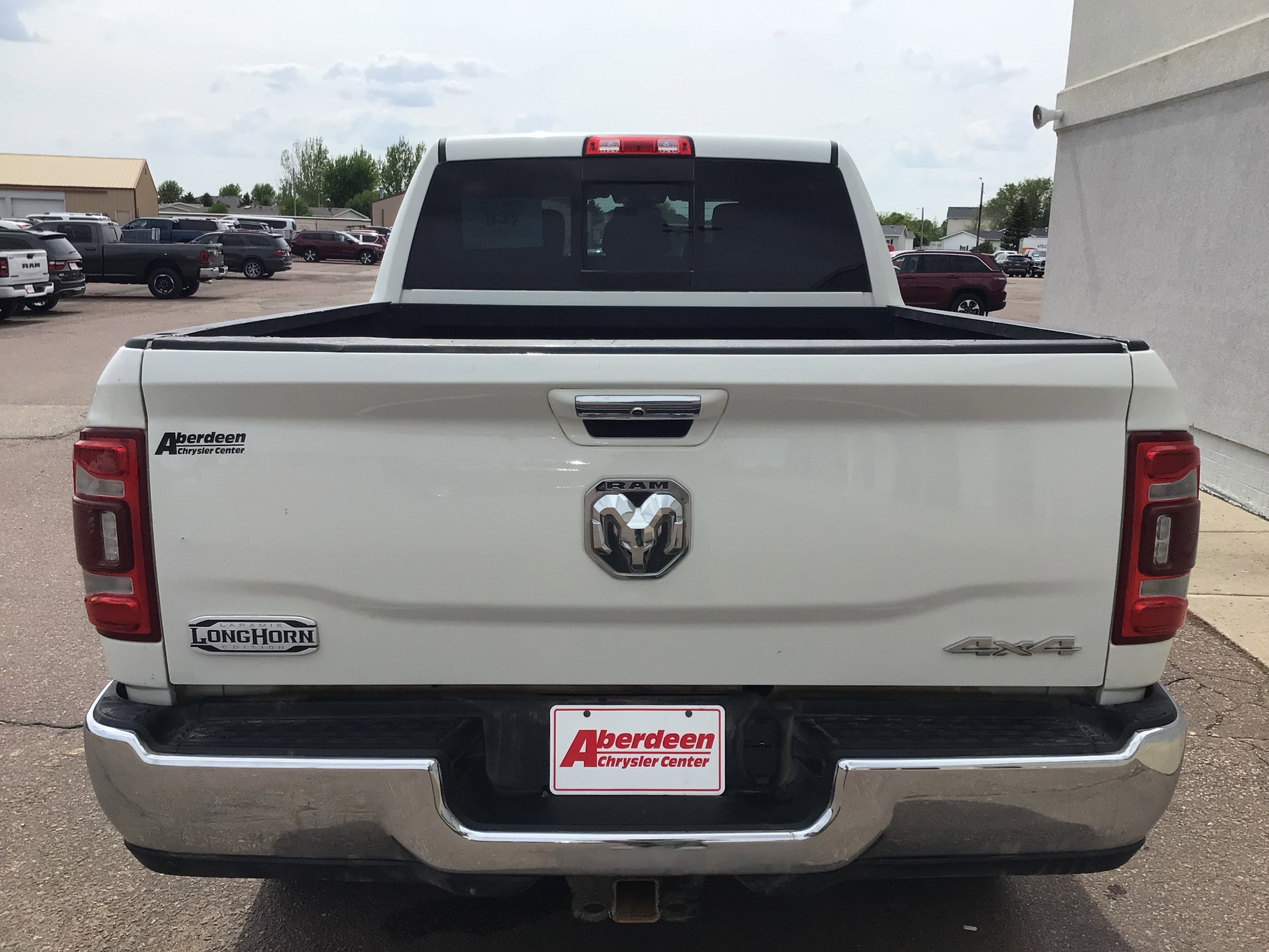 Used 2019 White Ram Laramie Longhorn image 6