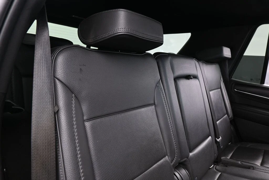 Used 2022 Onyx Black GMC Denali image 47