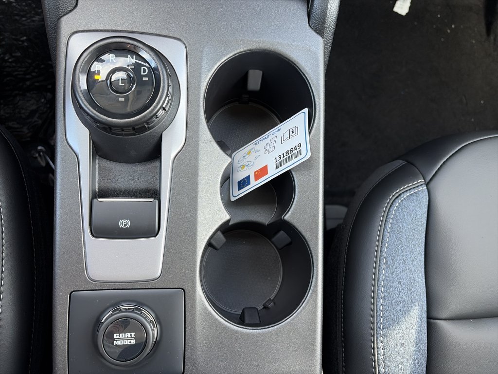 New 2026 Velocity Blue Metallic Ford Outer Banks® image 27