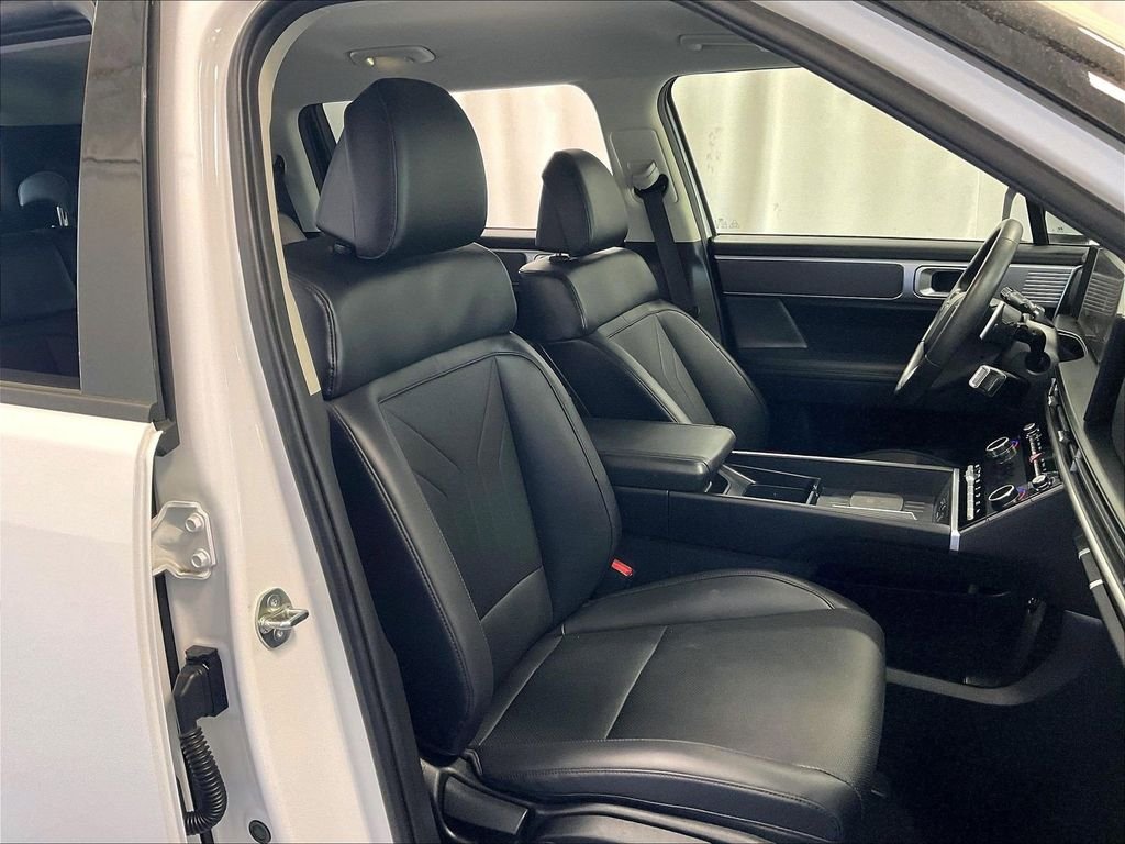 Certified Used 2024 White Hyundai SEL image 11
