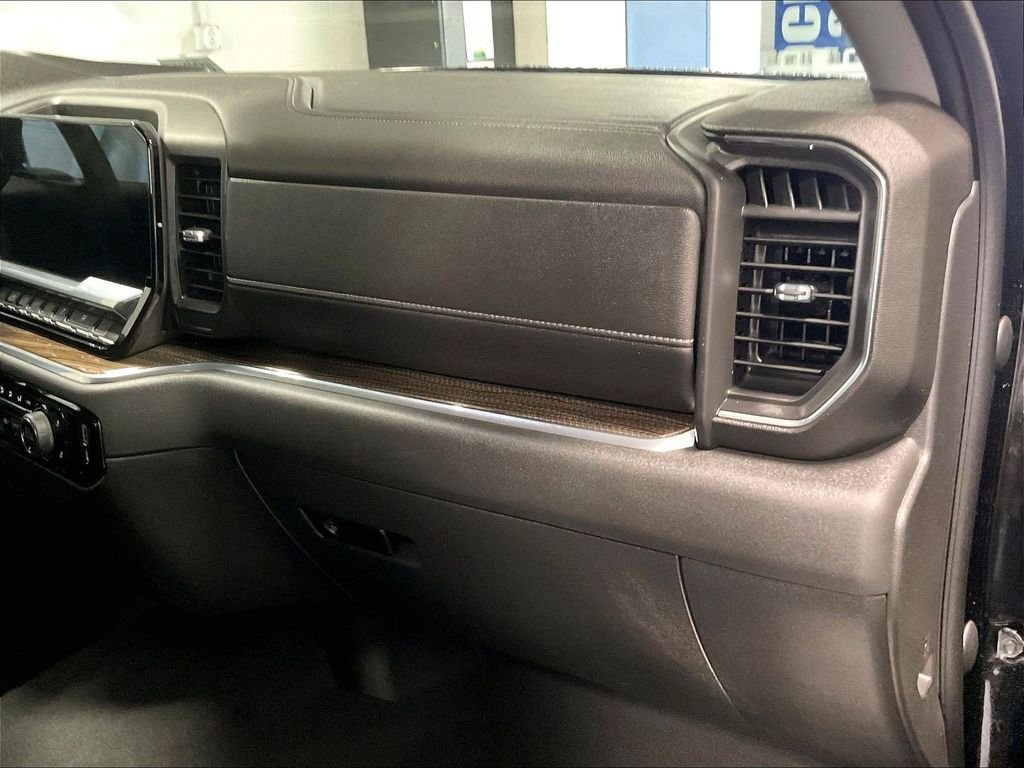 Used 2023 Black Chevrolet LT image 13