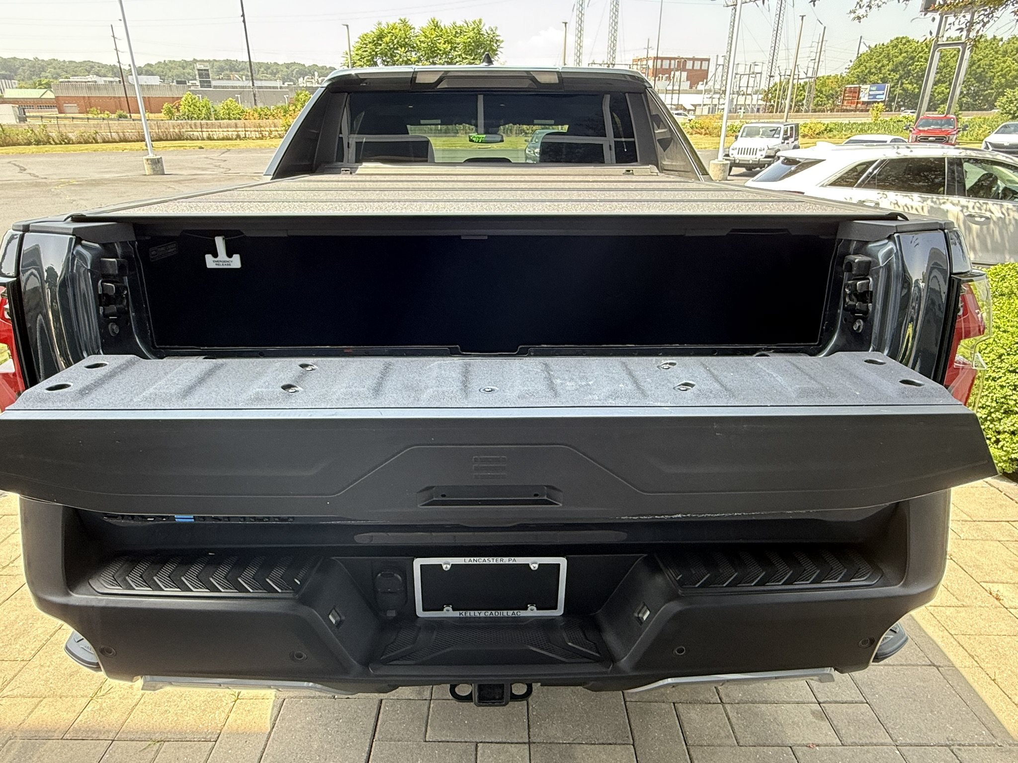 Used 2026 Blue Smoke Metallic Chevrolet Trail Boss - Extended Range image 8