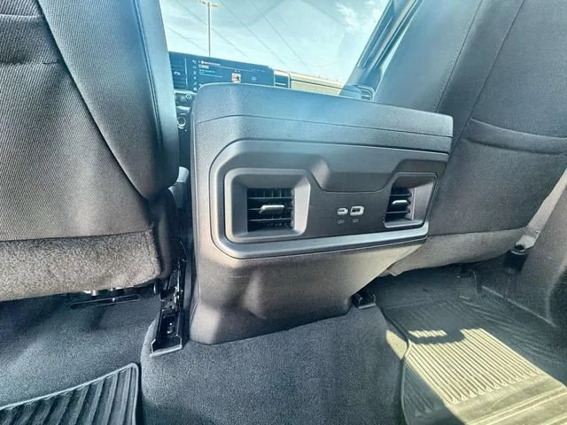 2023 Chevrolet Silverado 1500 LT - Photo 20