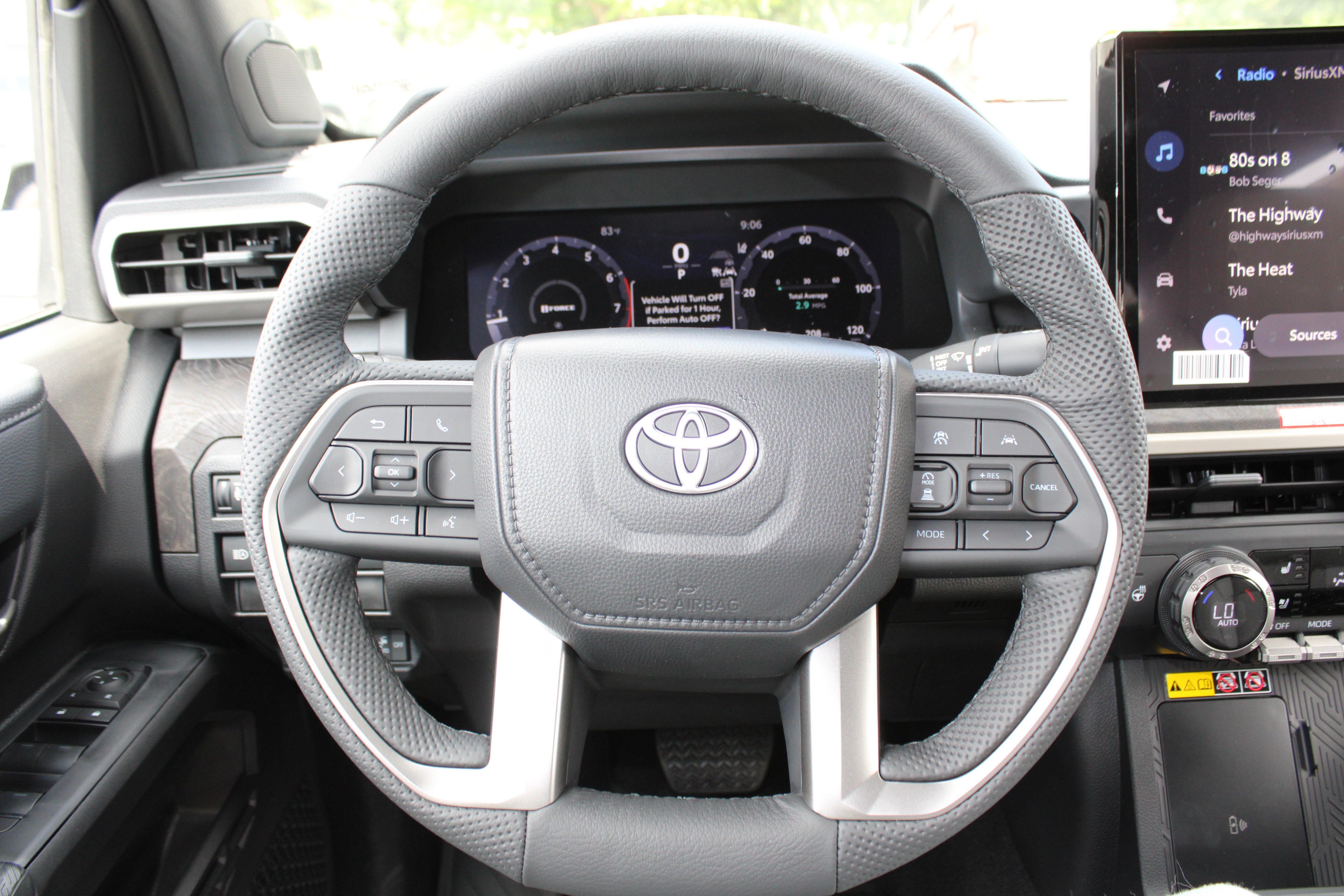 New 2026 Wind Chill Pearl <sup>1</sup> Toyota  Limited image 40