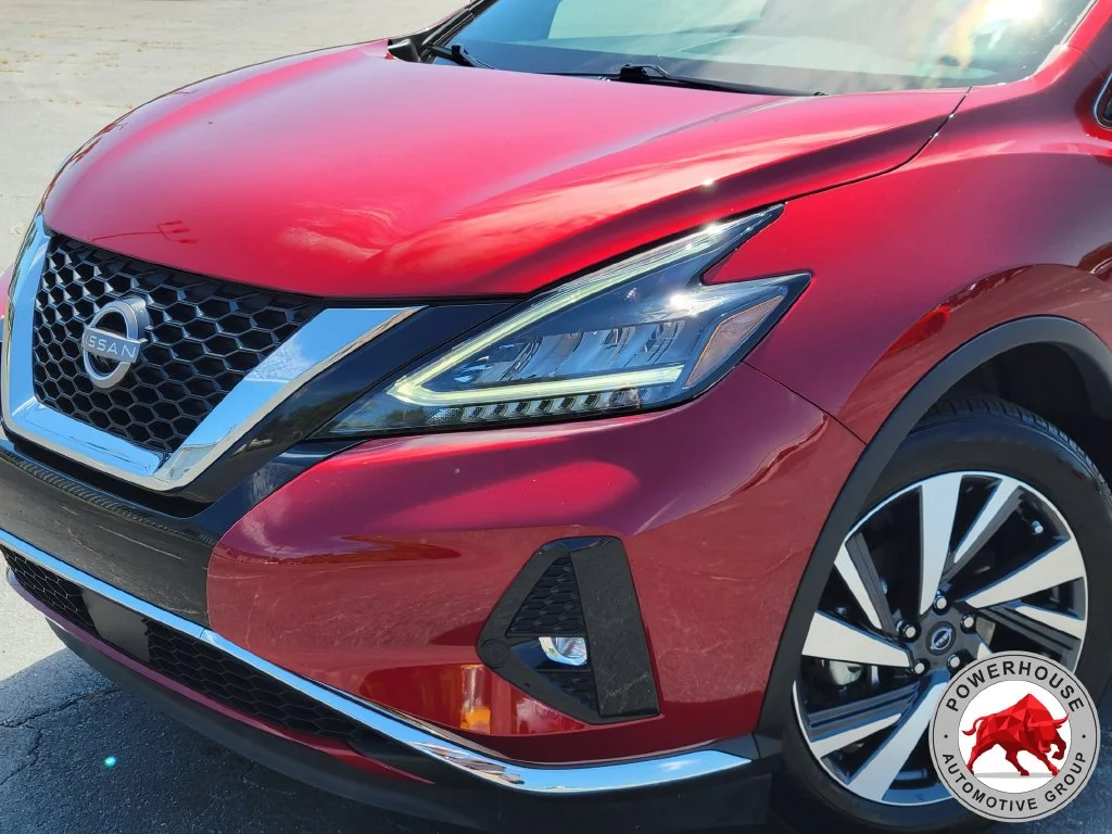 Used 2023 Red Nissan SL image 11