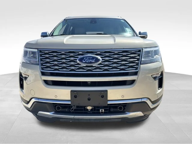 Used 2018 Silver Ford Platinum image 3