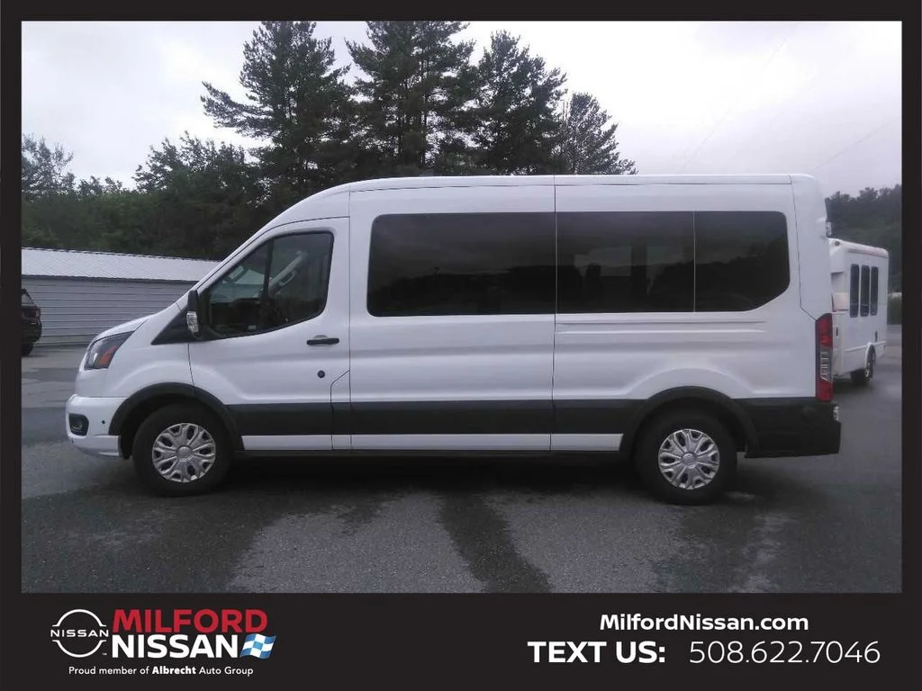 Used 2024 White Ford XLT image 2
