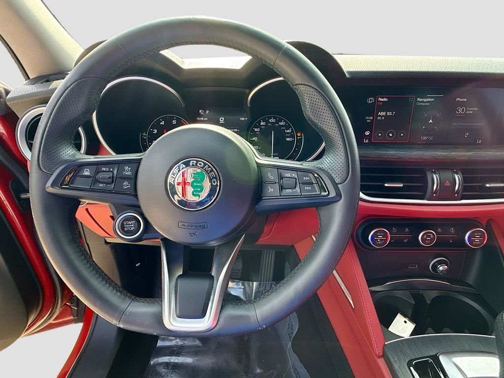 Used 2021 Alfa Rosso Alfa Romeo Sprint image 11