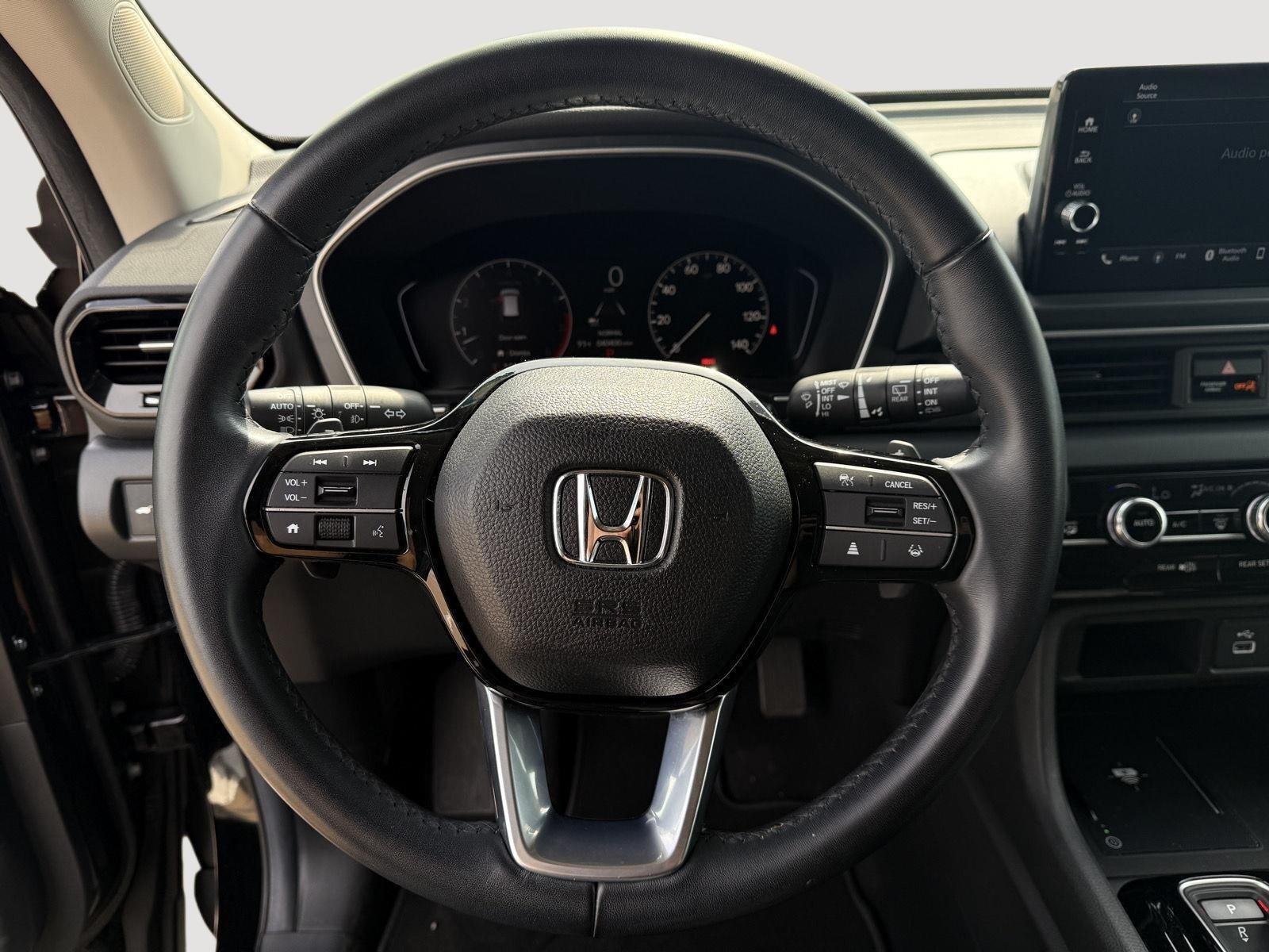 Used 2025 Crystal Black Pearl Honda EX-L image 17