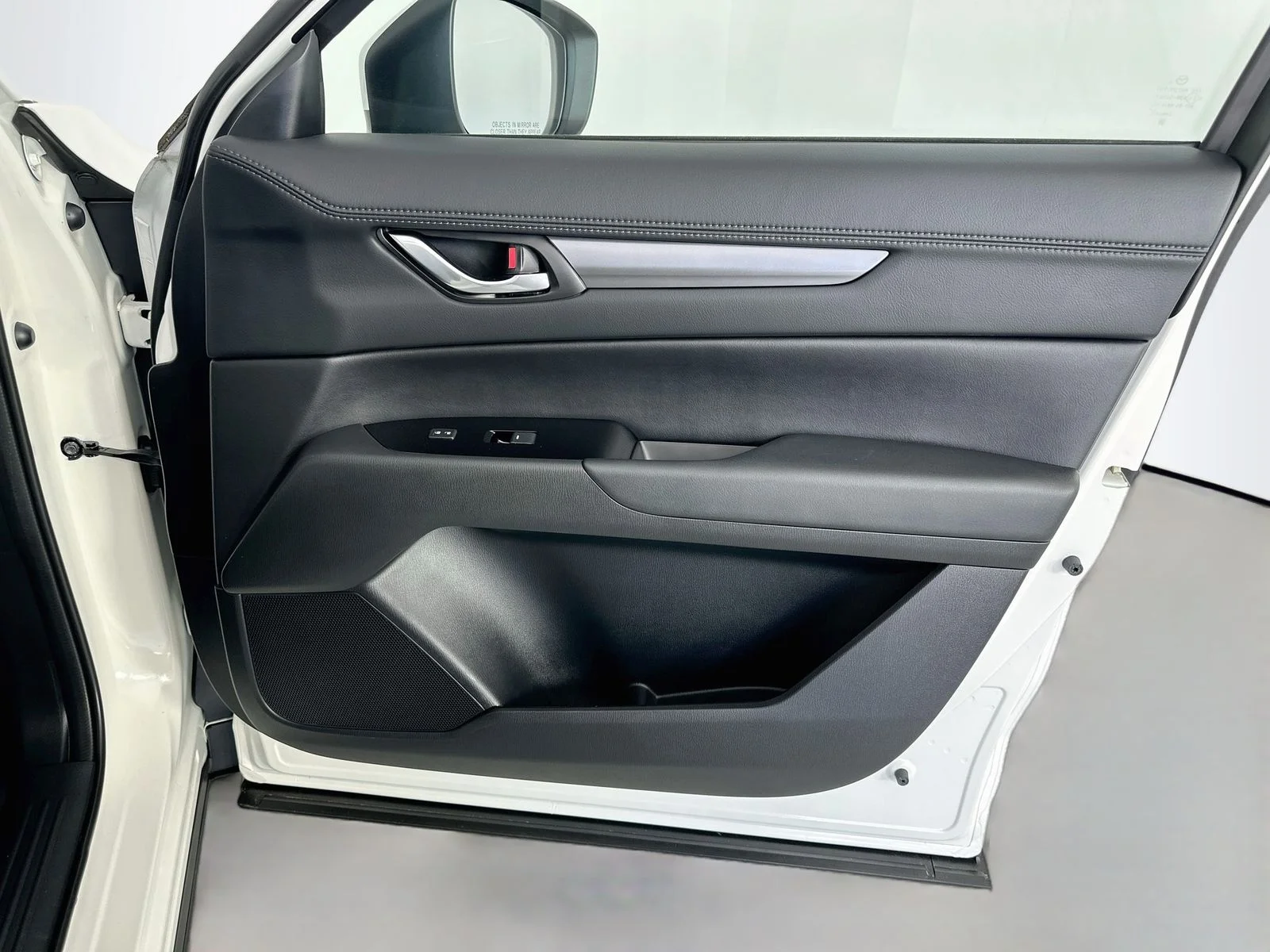 Used 2023 White Mazda 2.5 S Preferred Package image 29