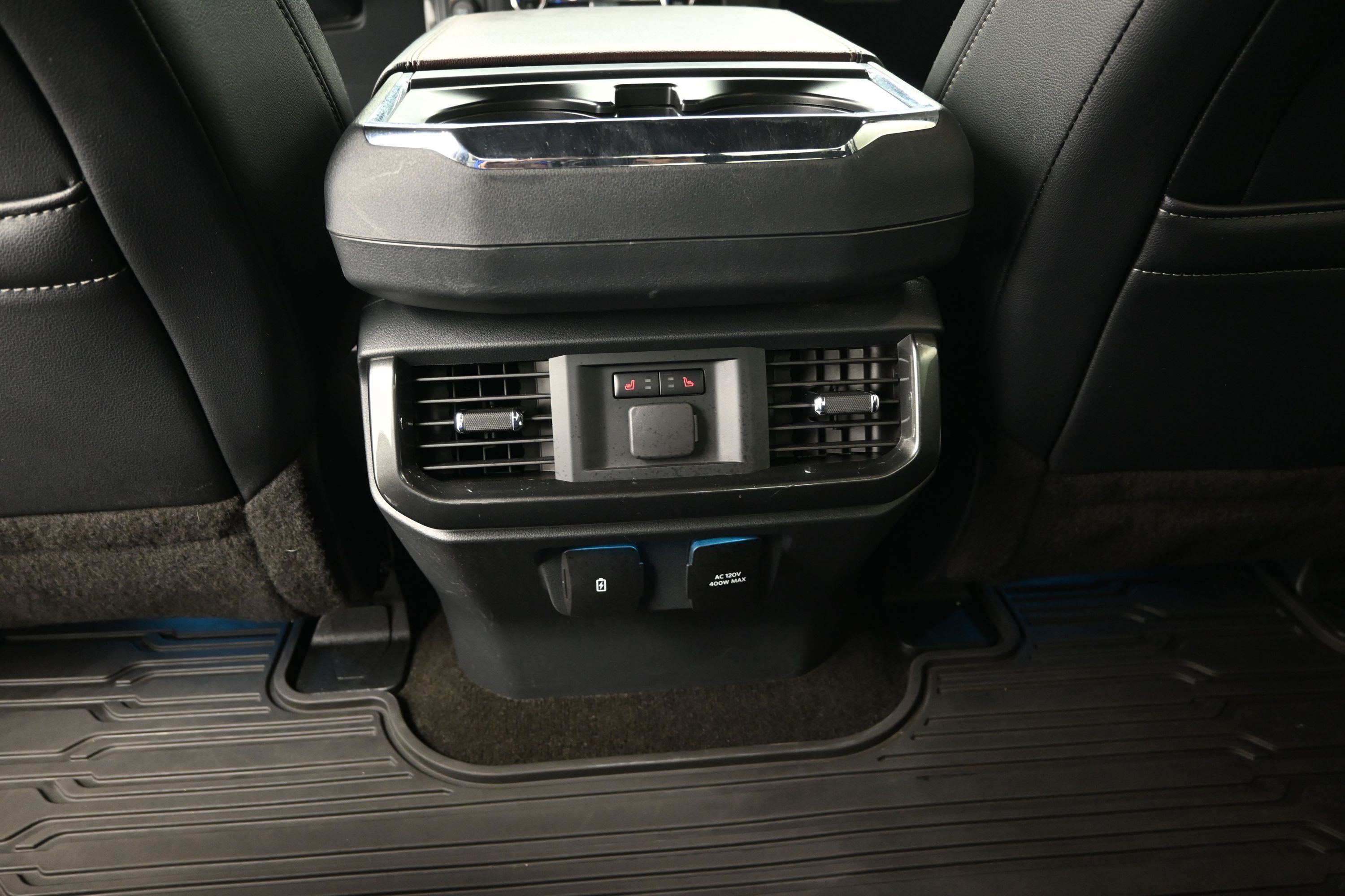 Certified Used 2021 White Metallic Ford LARIAT image 20