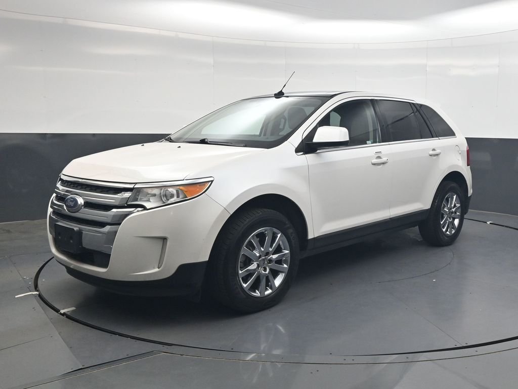 Used 2011 White Ford Limited image 8