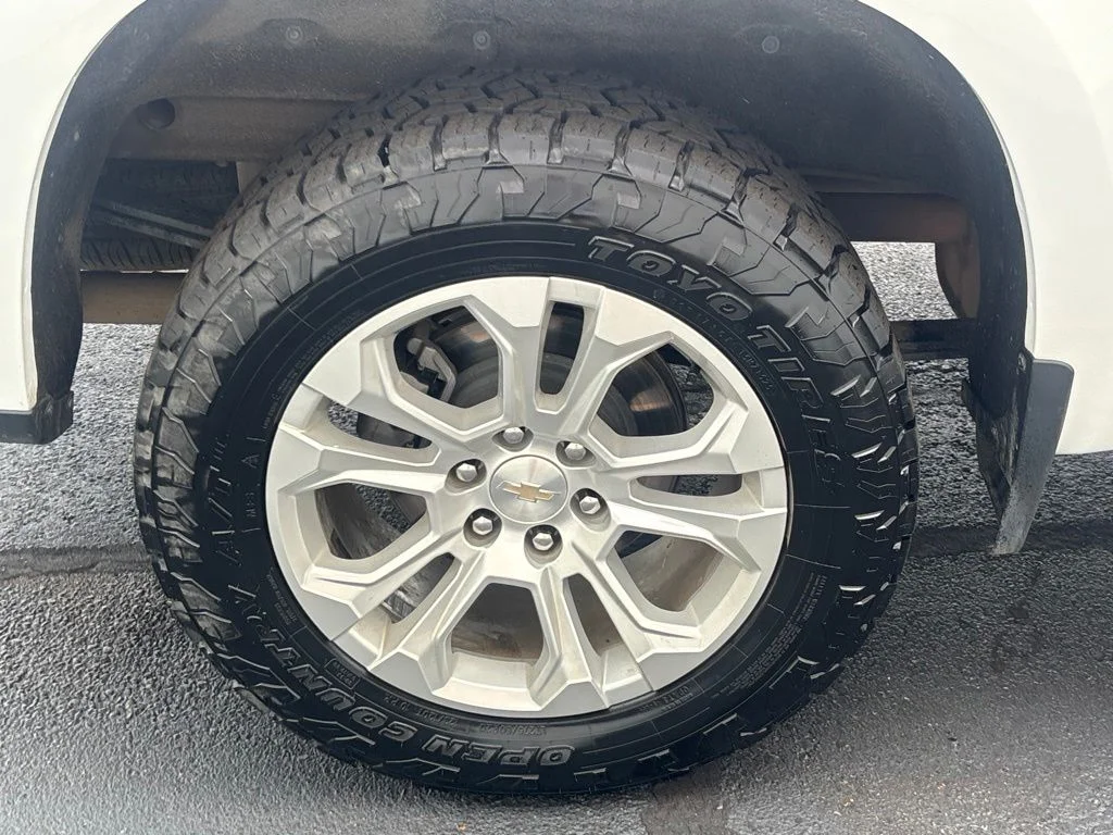 Used 2023 White Chevrolet LTZ image 26