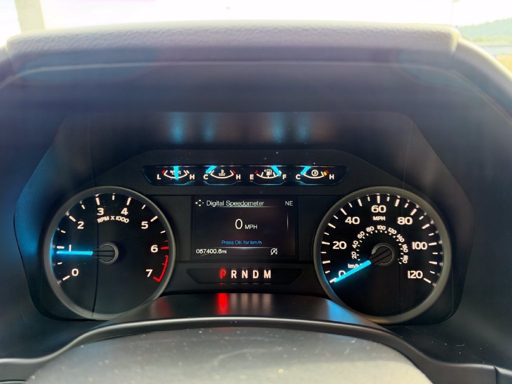 Used 2020 Silver Ford XLT image 12