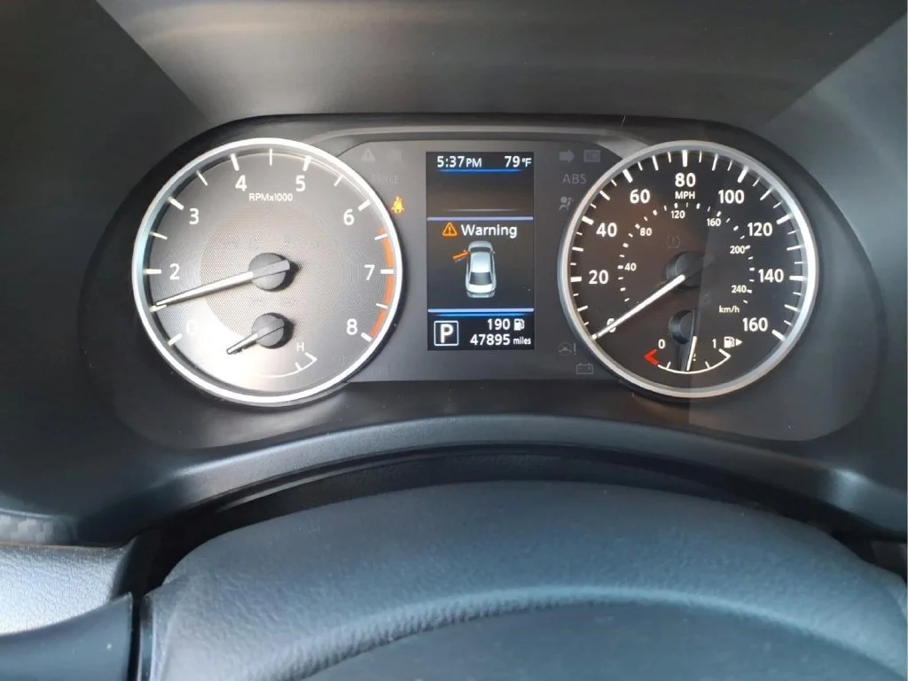 Used 2024 Gray Nissan S image 20