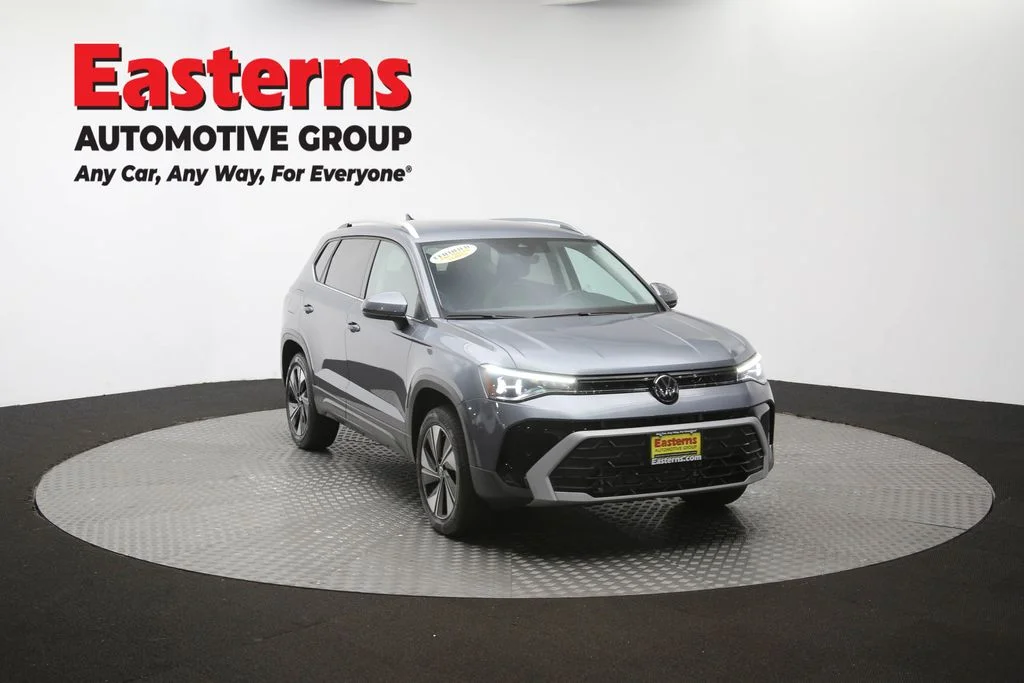 Used 2025 Gray Volkswagen 1.5T SE image 48