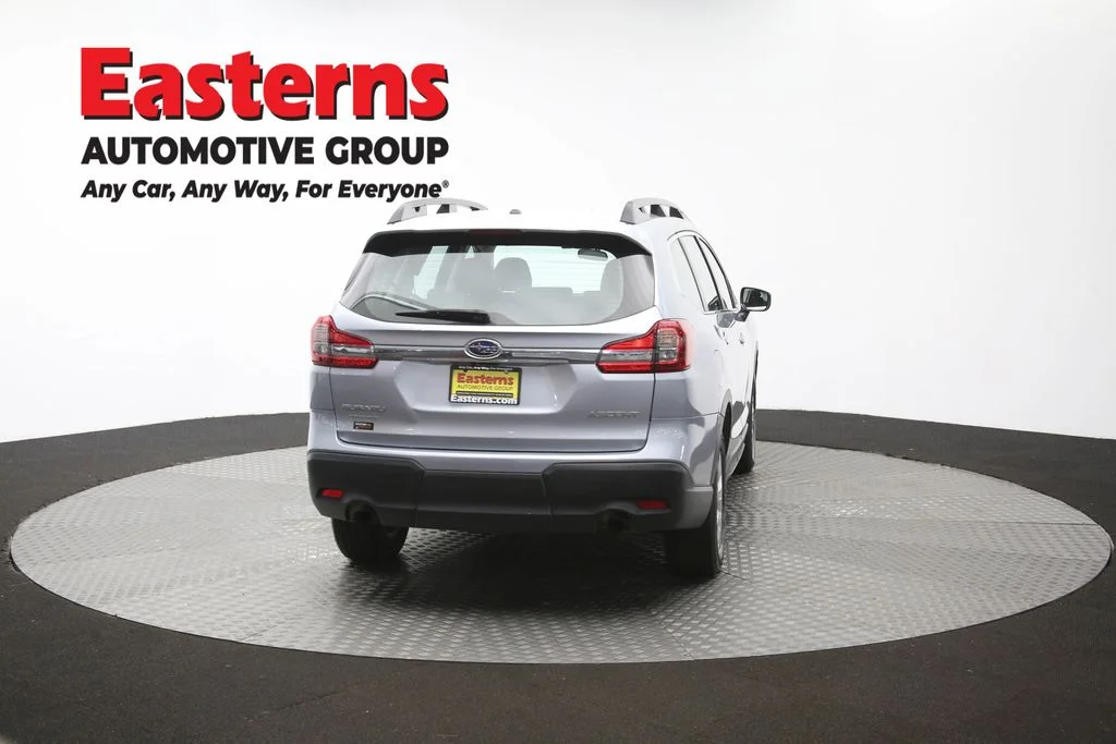Used 2022 Silver Subaru Base image 37