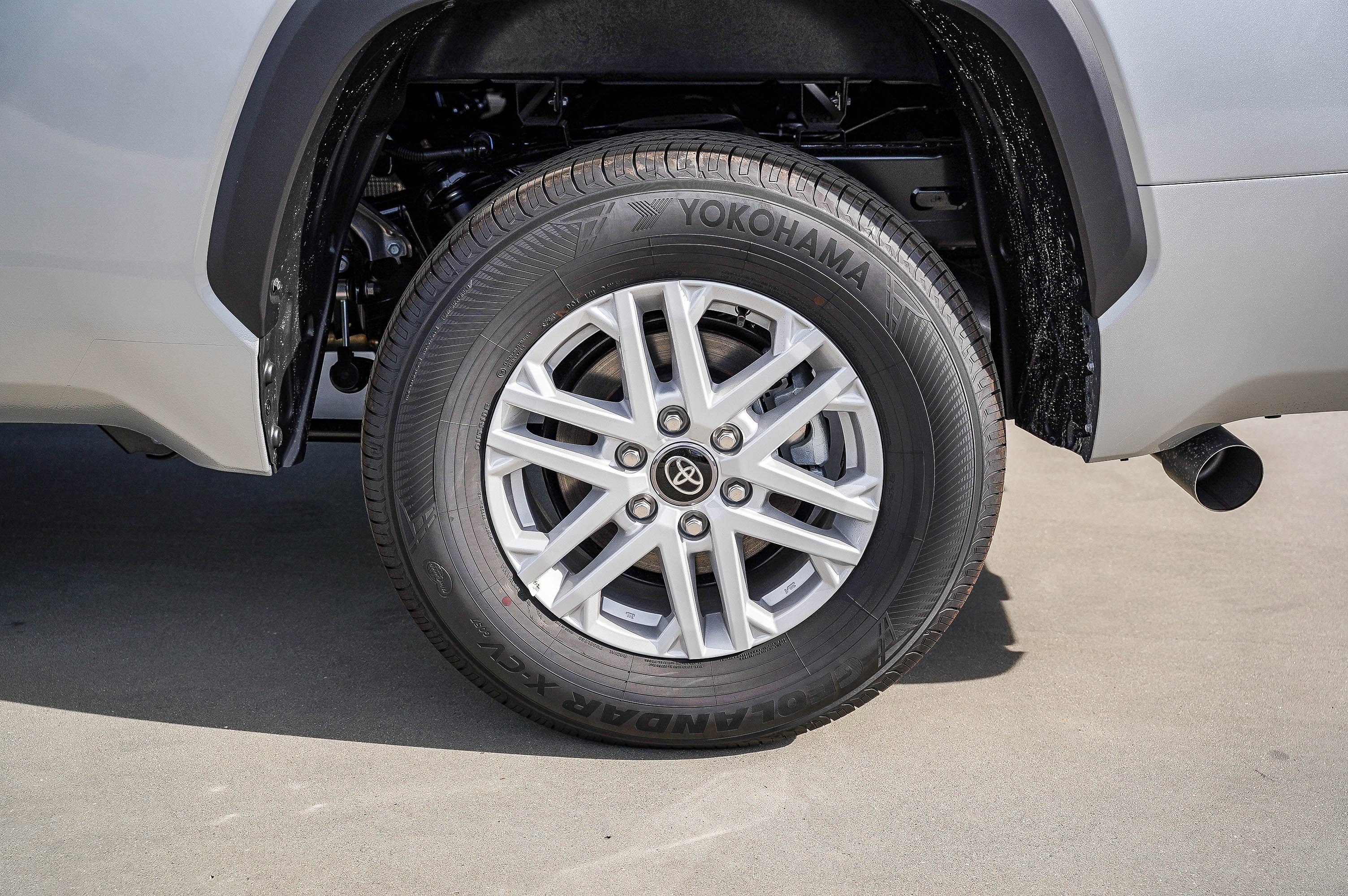 2026 Toyota Tundra SR5 - Photo 7