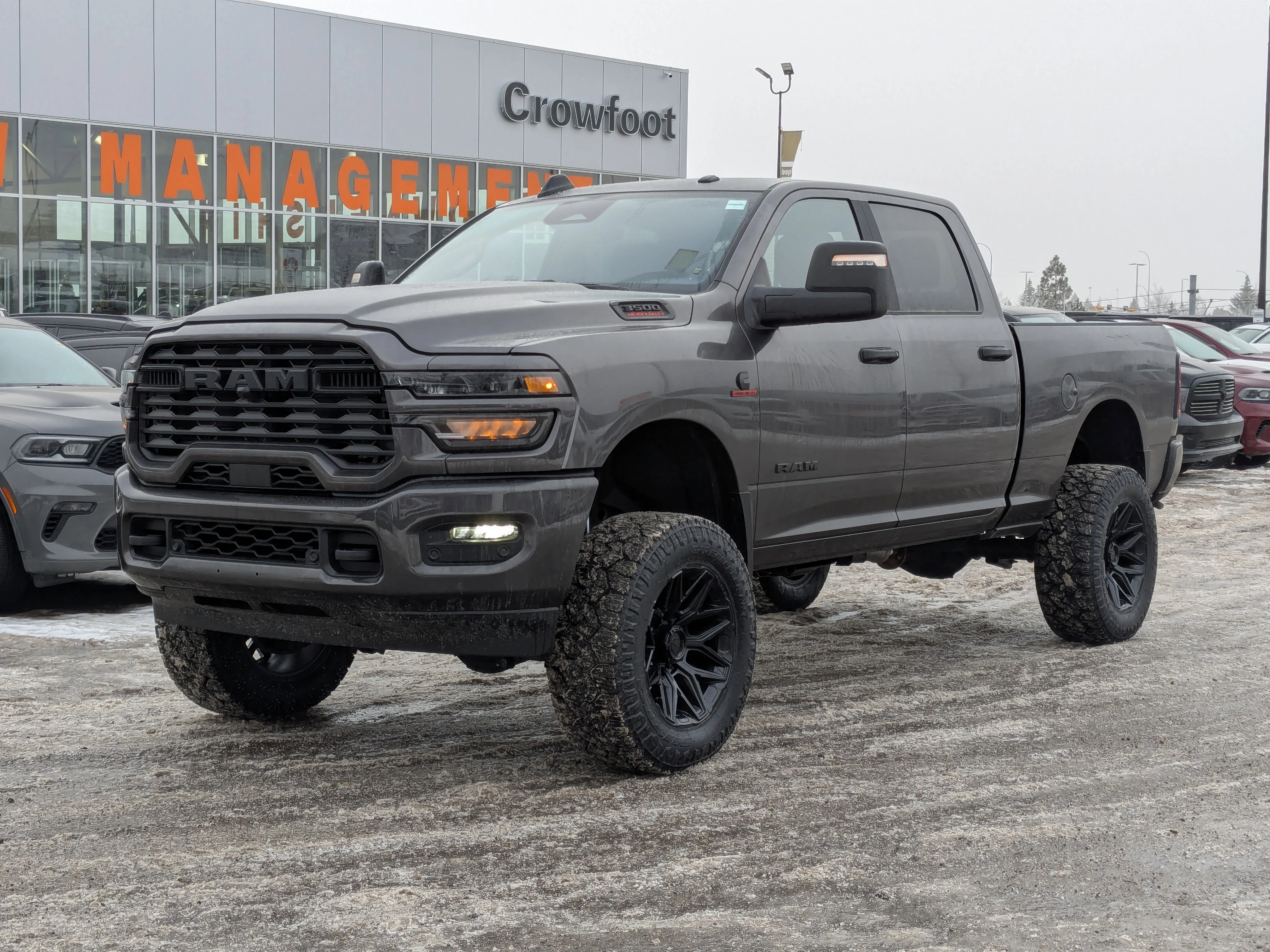 New 2025 Grey RAM BIG HORN - - CUMMINS HO - 5 LIFT - 35 A/T TIRES - FUELS & TONS MORE! image 4