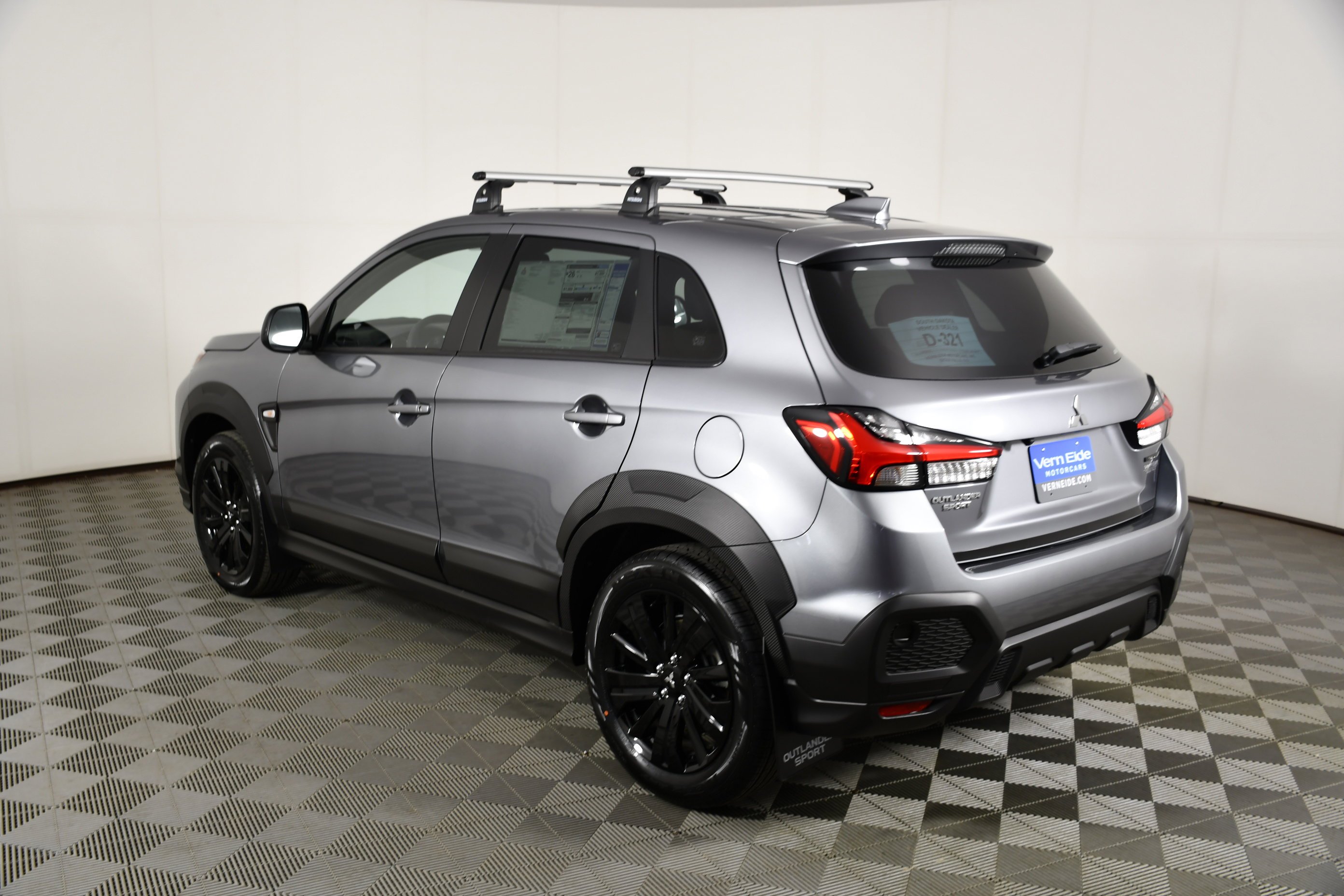 New 2026 Mercury Gray Metallic Mitsubishi Trail Edition image 8