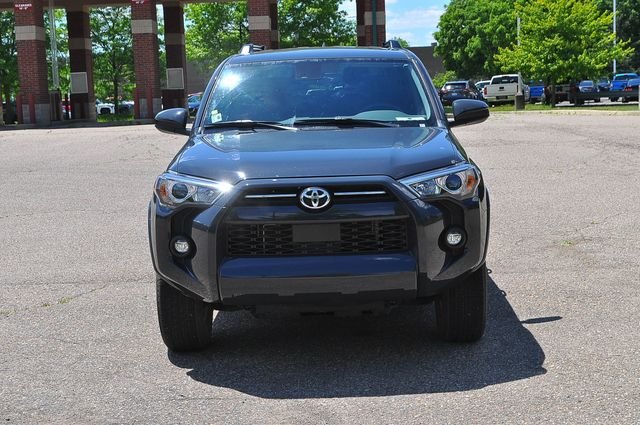 Used 2024  Toyota SR5 image 8