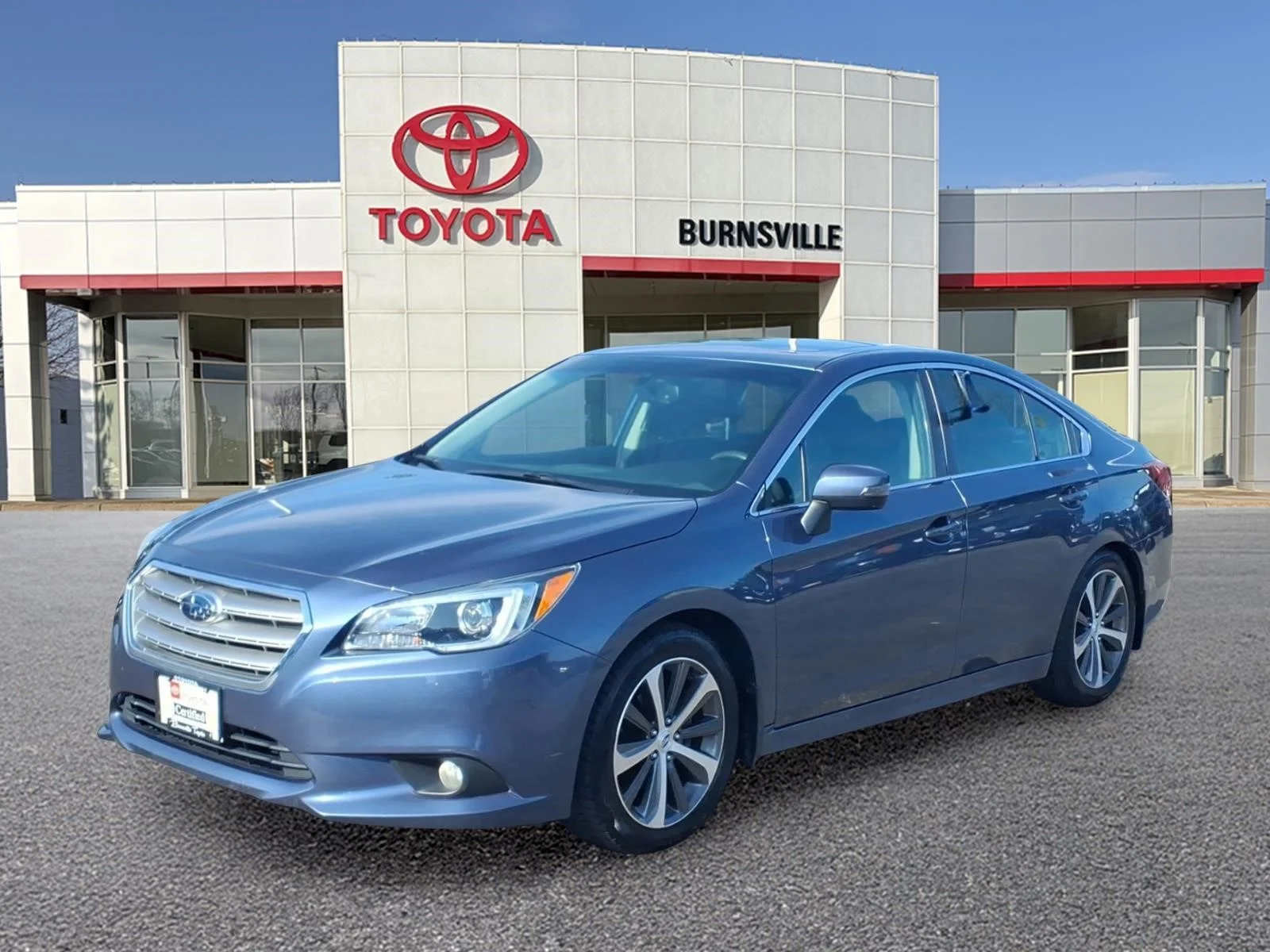 Used 2017 Blue Subaru 2.5i image 8