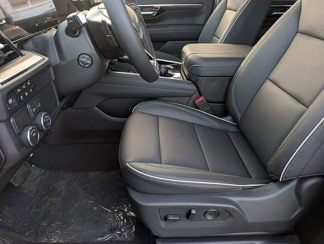2026 Chevrolet Tahoe Premier - Photo 18