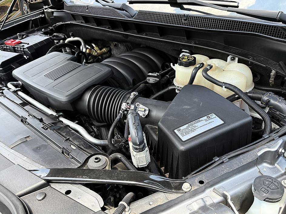Used 2021 Satin Steel Metallic Chevrolet LT image 28