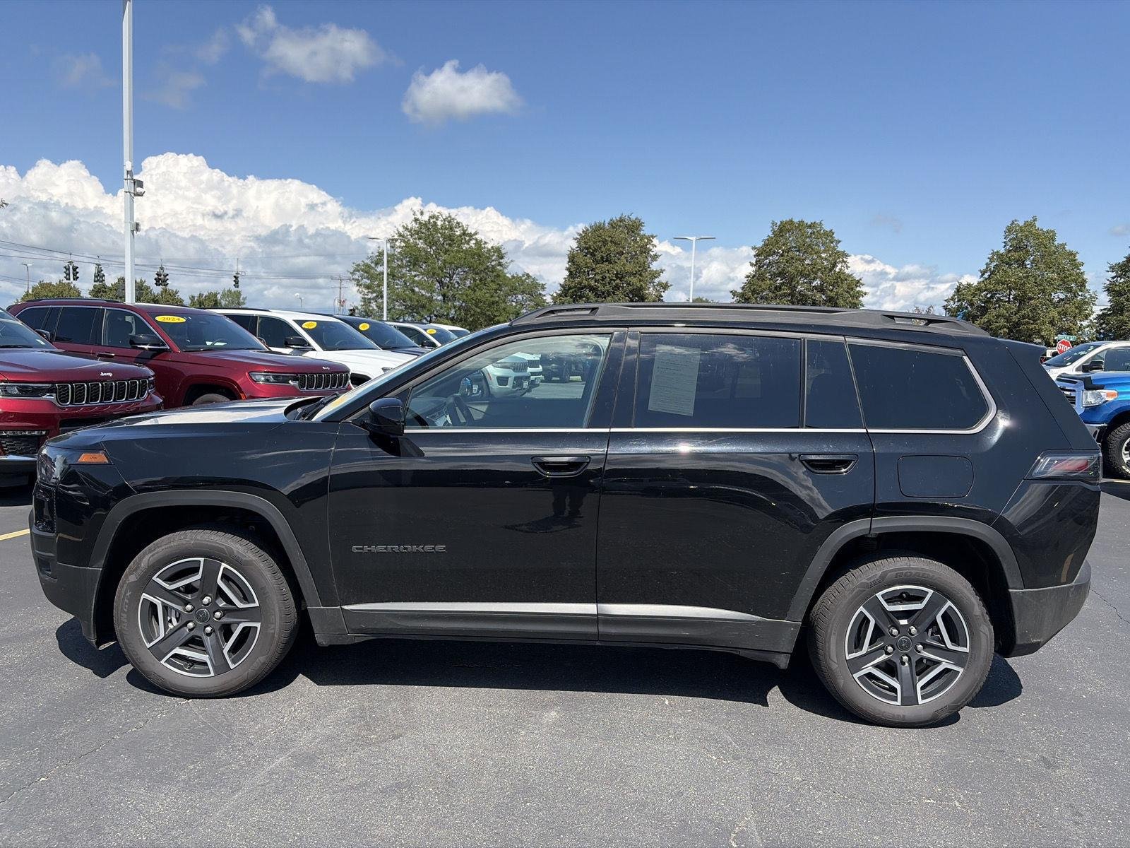Used 2026 Diamond Black Crystal Pearlcoat Jeep Laredo image 6