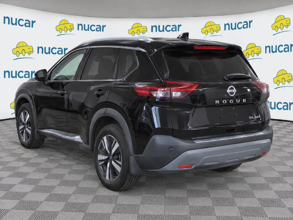 Used 2021 Black Nissan SL image 3
