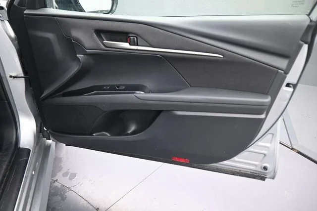 Used 2025 Silver Toyota LE image 13