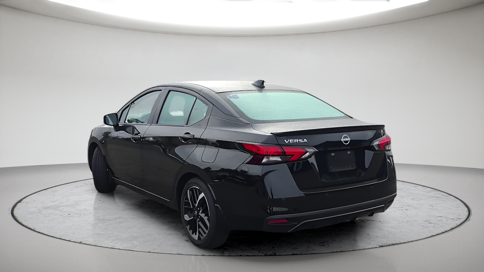 Used 2025 Black Nissan 1.6 SR image 9