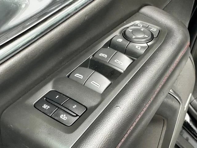 Used 2022 Black Chevrolet RST image 18
