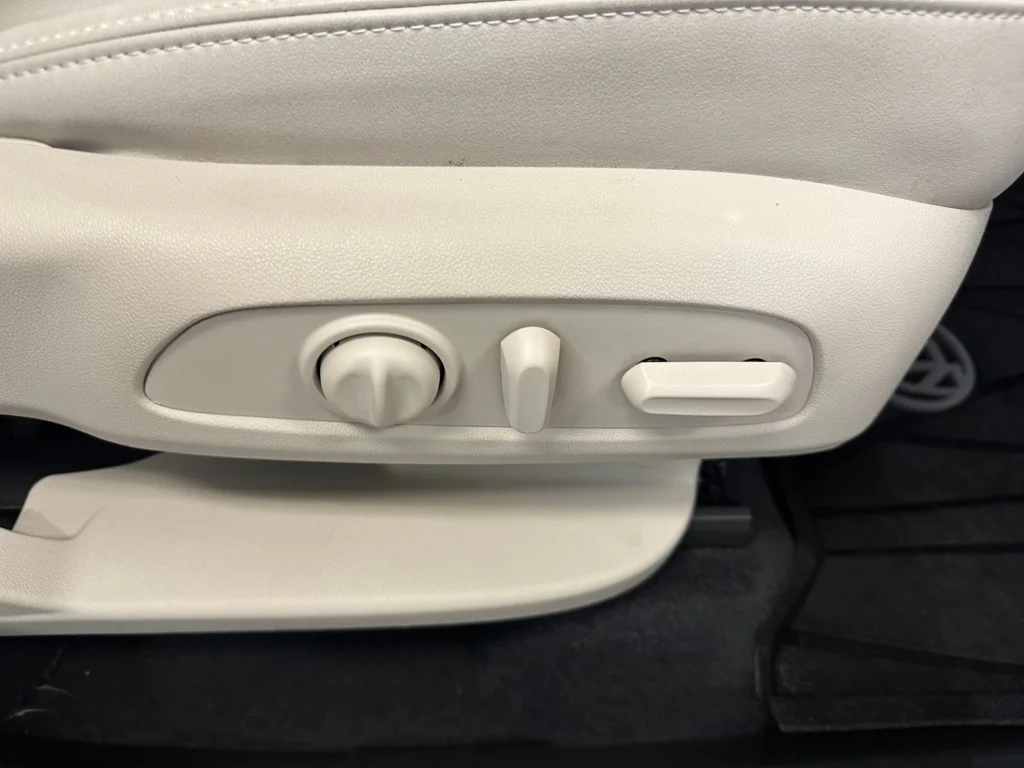 2024 Buick Enclave Essence - Photo 37