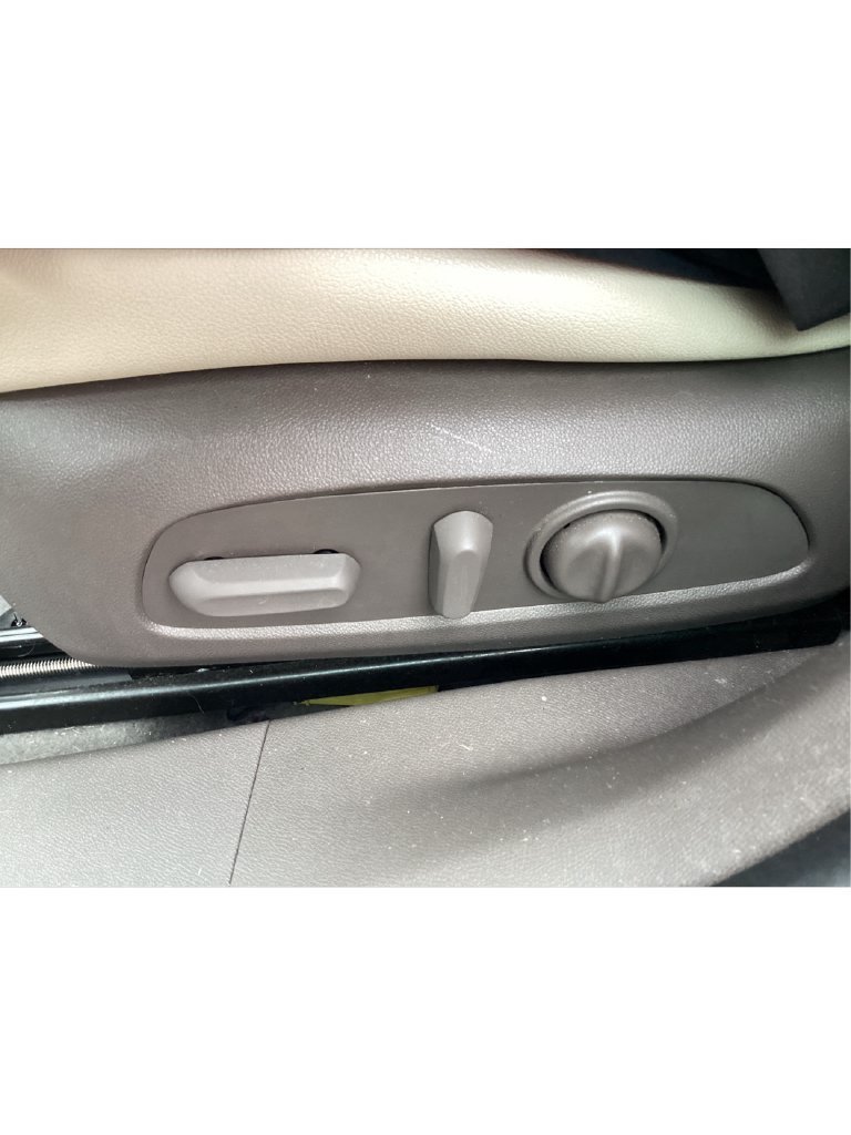 Used 2022 DARK ASH METALLIC Chevrolet Premier image 46