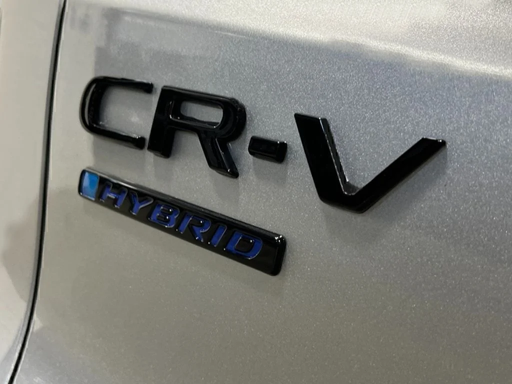 New 2026 Solar Silver Metallic Honda AWD Sport Hybrid image 6