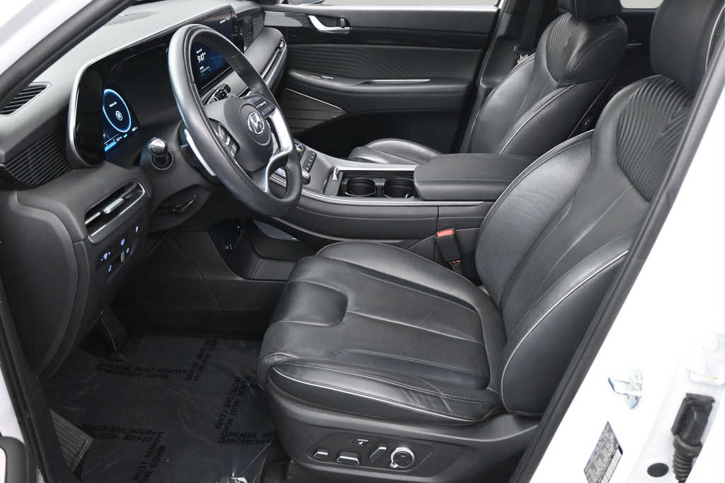 Used 2023 White Hyundai Calligraphy image 5