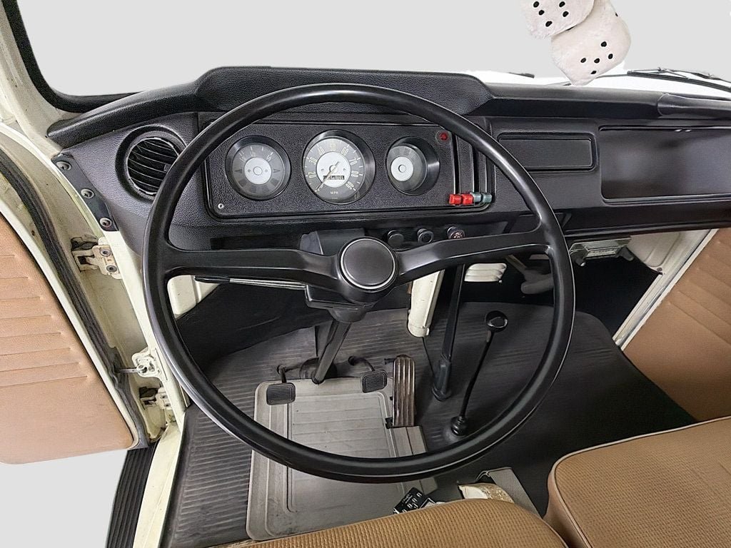 Used 1968 White Volkswagen  image 22
