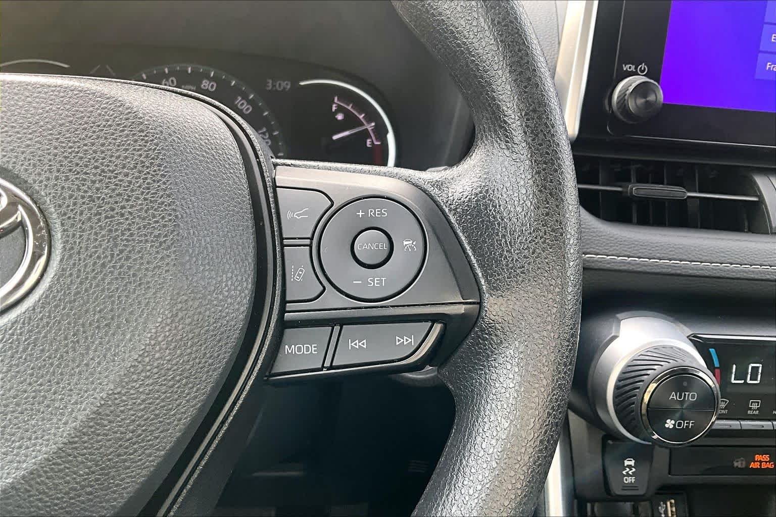 Used 2025 Ice Cap Toyota XLE image 48