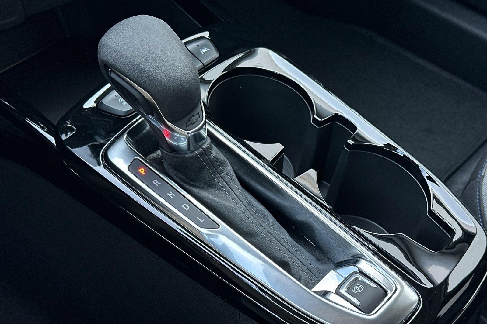New 2026 Sterling Gray Metallic Chevrolet LT image 21