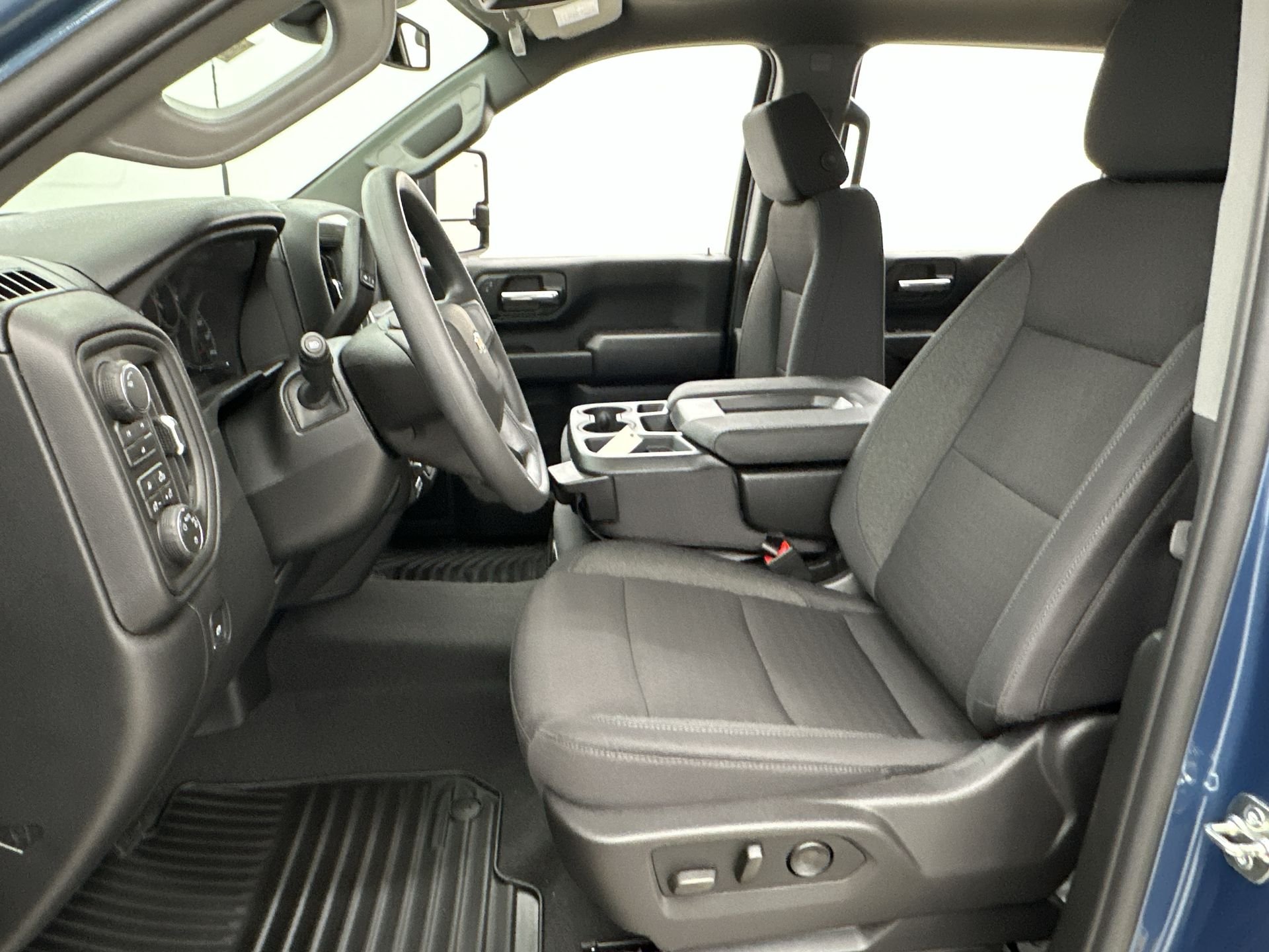 2026 Chevrolet Silverado 2500 HD Custom - Photo 63