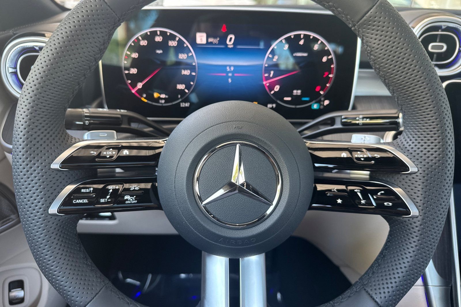 New 2027 Polar White Mercedes-Benz CLE 300 image 21
