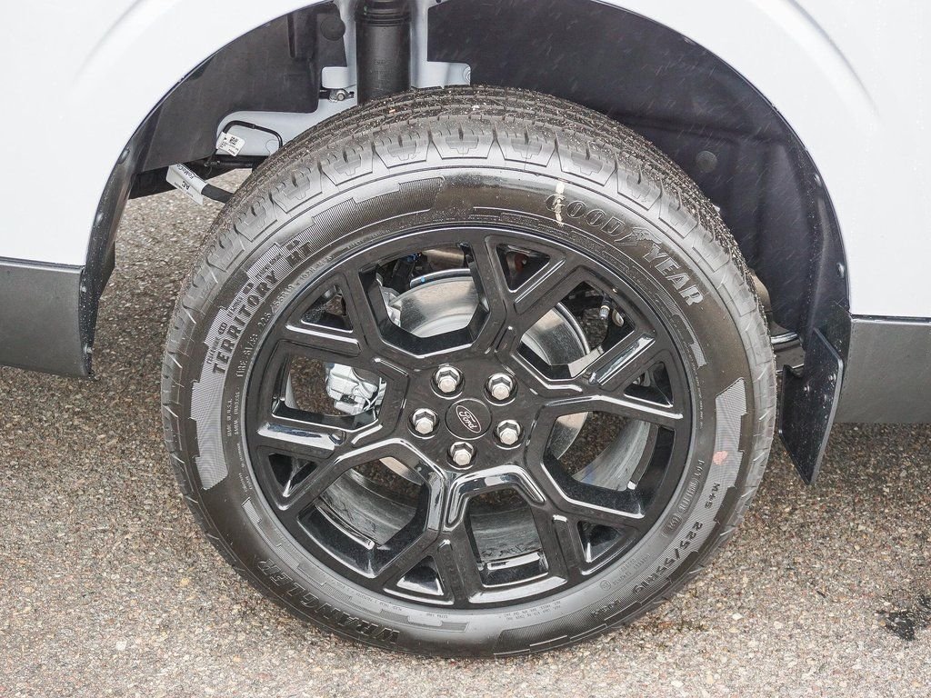 2025 Ford Maverick XLT - Photo 10